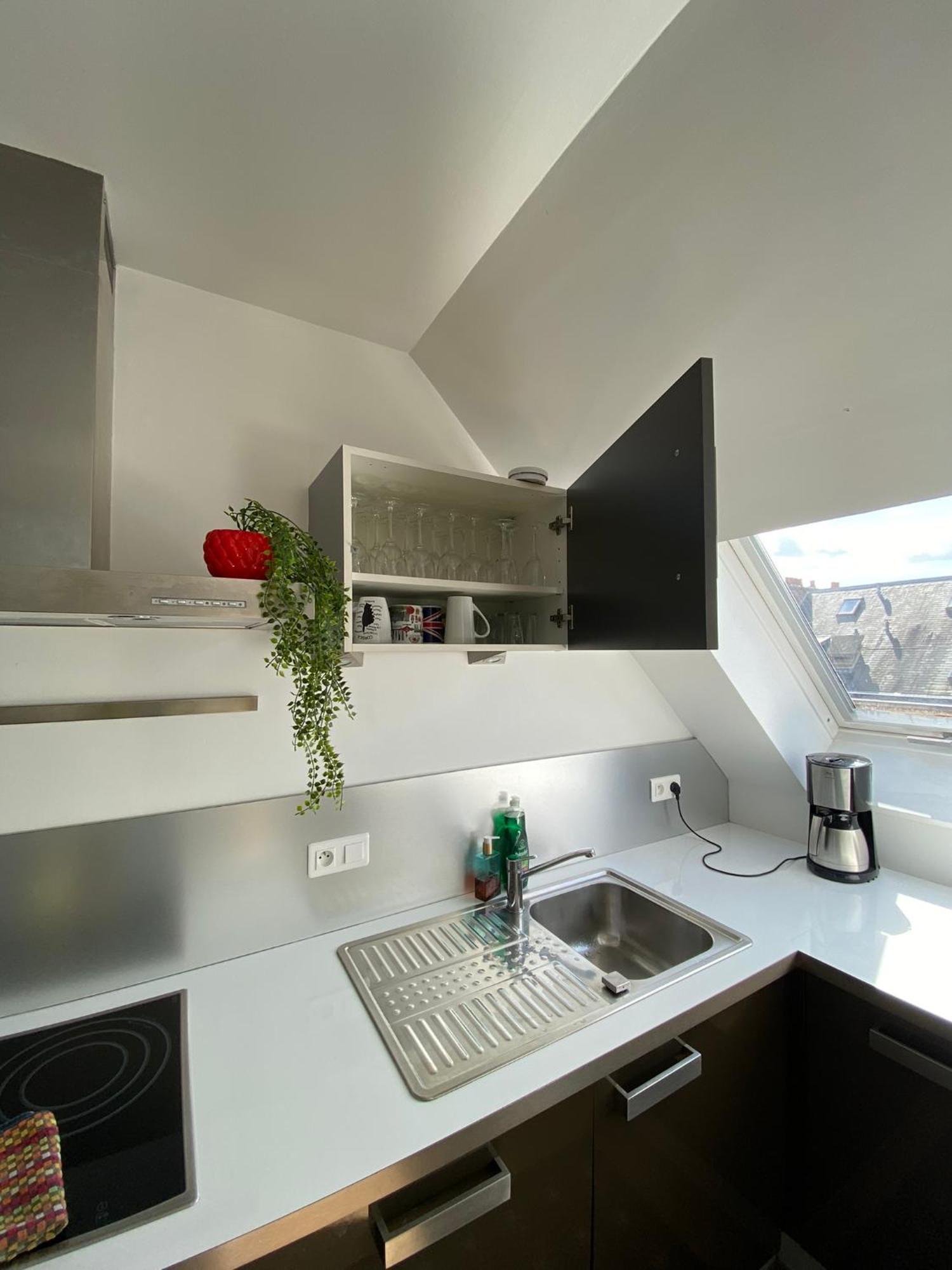 2 Chambres Hyper Centre Avec Place De Parking Et Wifi อาเมียงส์ ภายนอก รูปภาพ